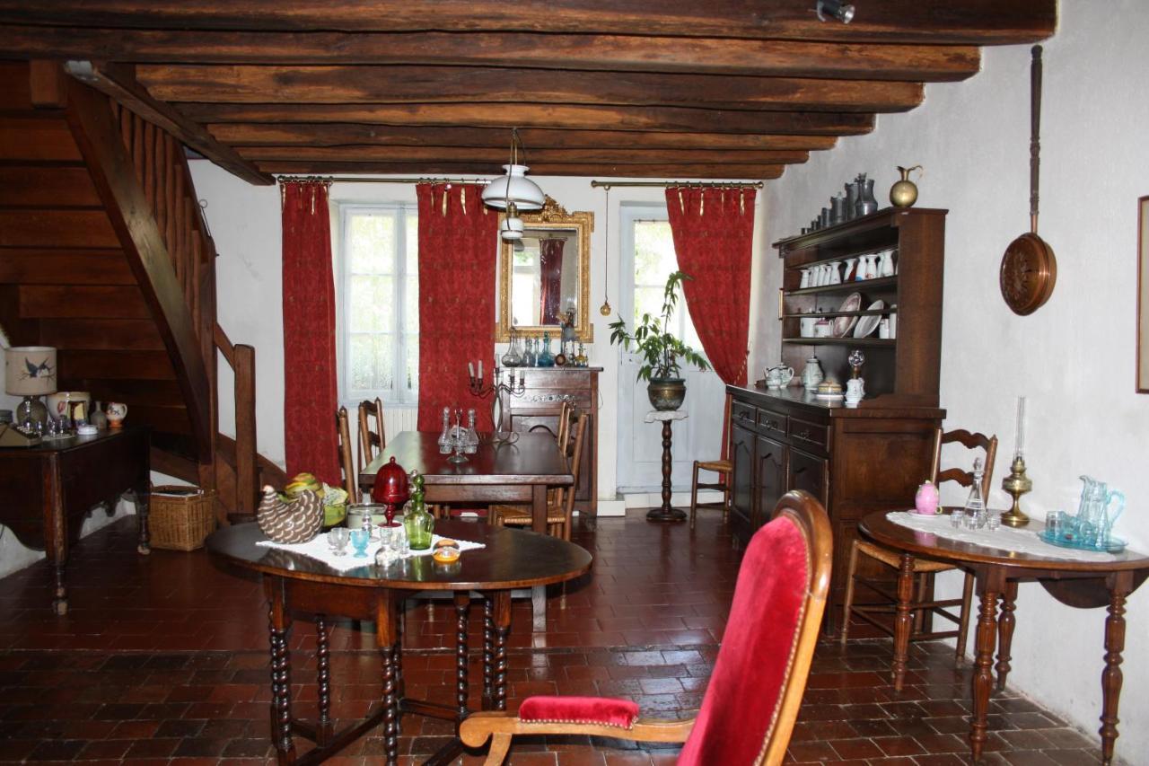 Petite Maison Berrichonne Charost Экстерьер фото